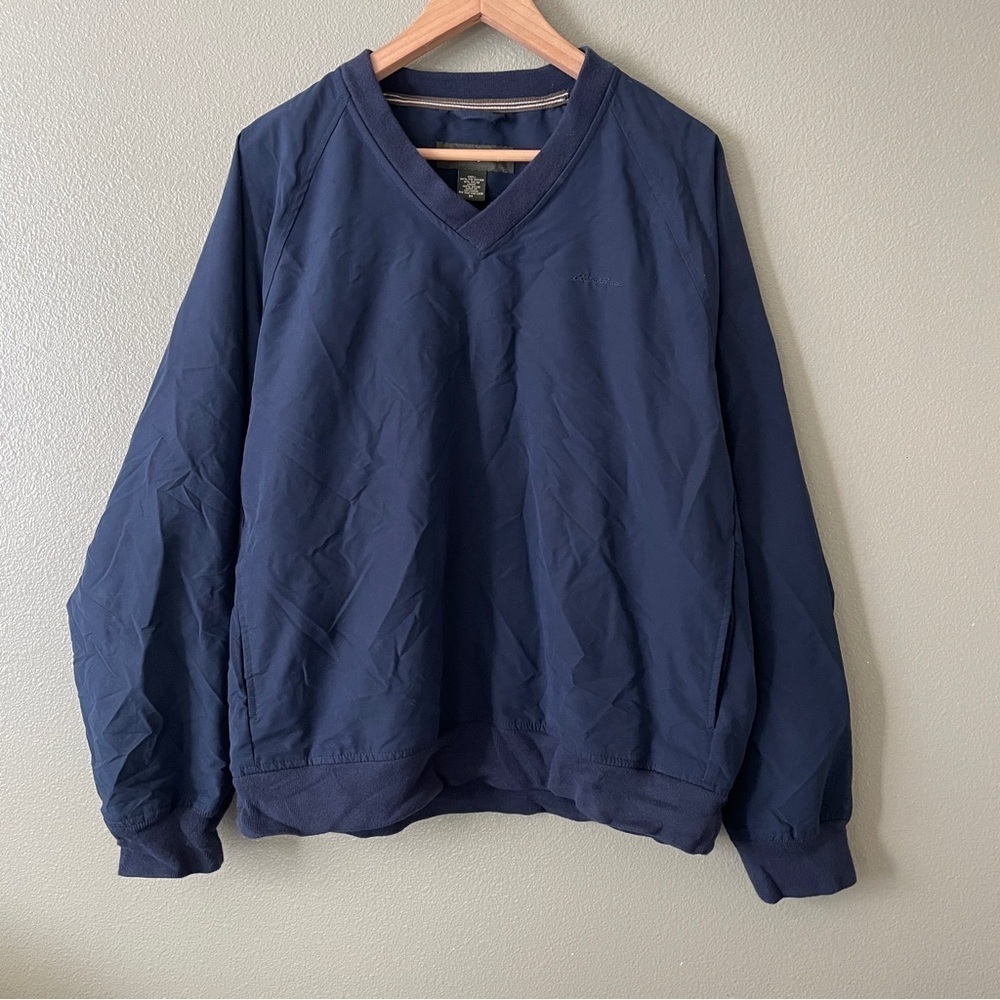 Eddie Bauer Men’s V Neck Pullover- Size M